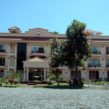 Chateau Del Mar Davao Exterior foto
