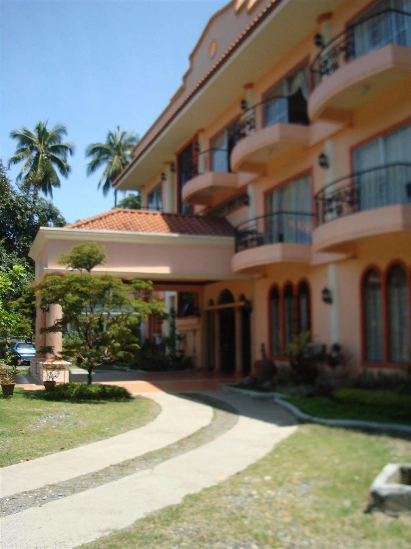 Chateau Del Mar Davao Exterior foto